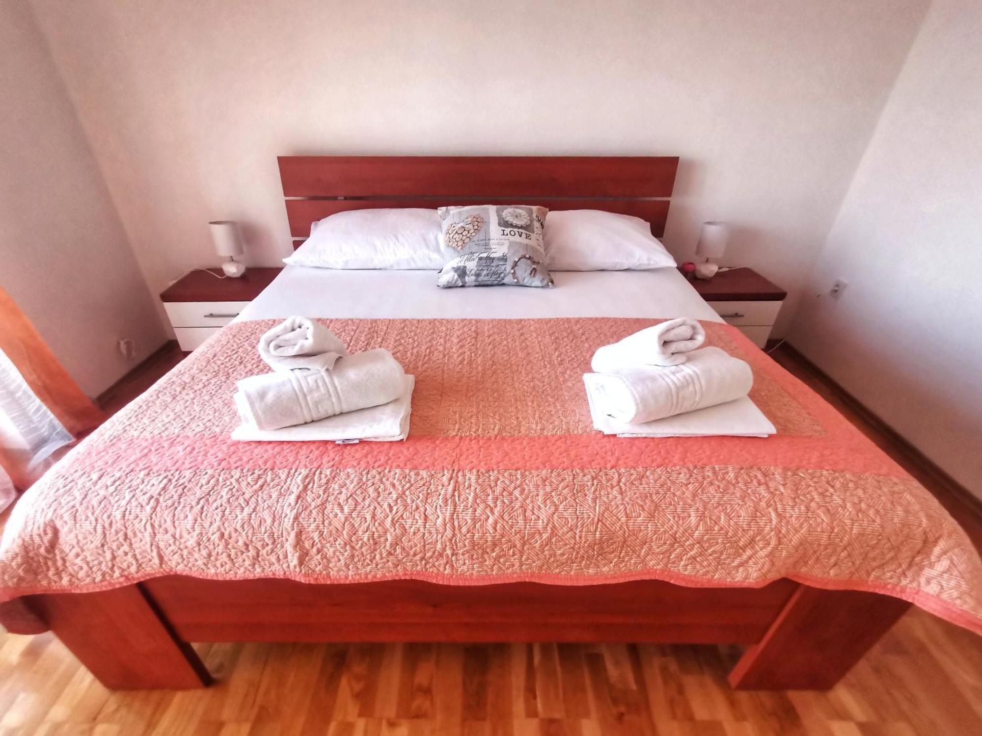 Apartament Jukic Sveti Filip i Jakov Kültér fotó