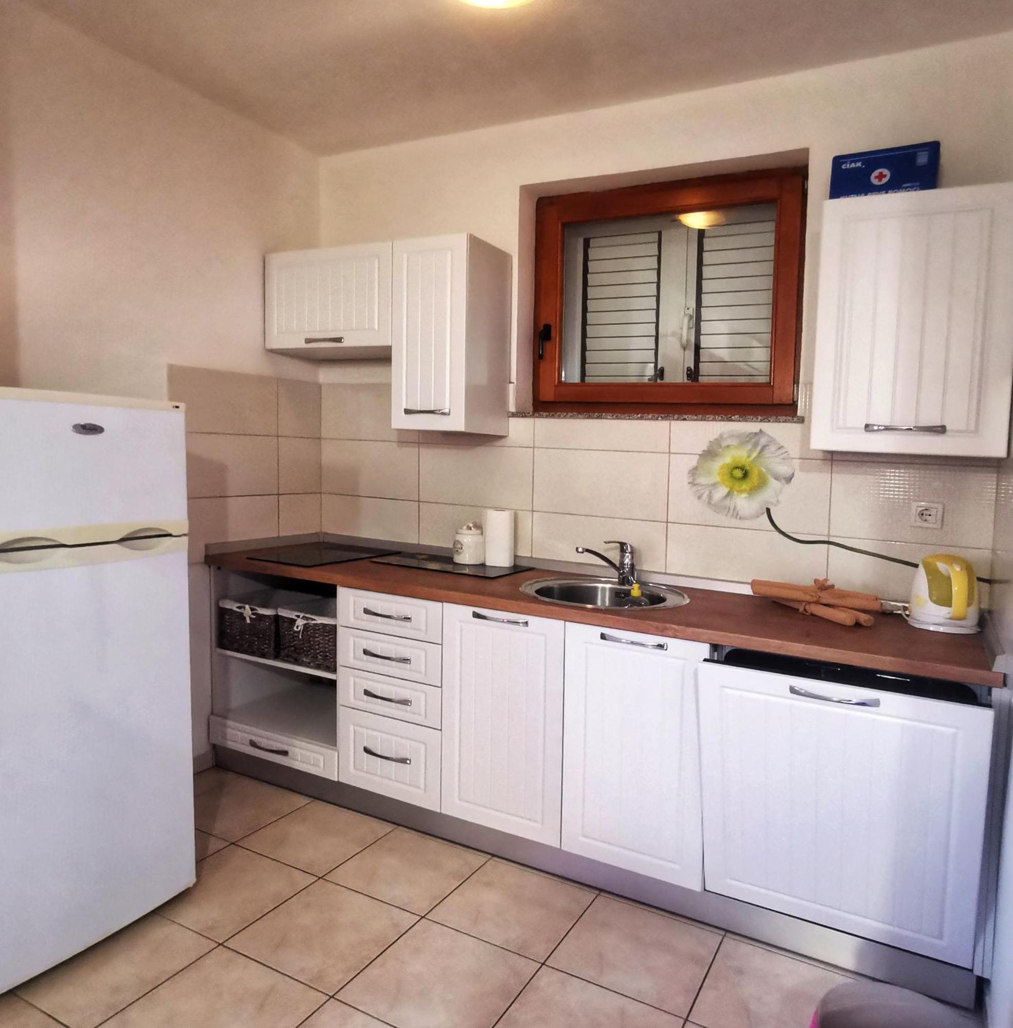 Apartament Jukic Sveti Filip i Jakov Kültér fotó