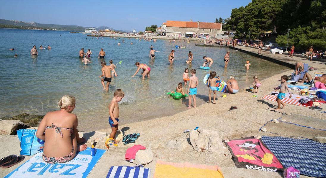 Apartament Jukic Sveti Filip i Jakov Kültér fotó